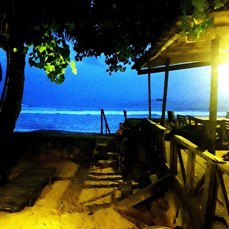Busua Inn Kültér fotó