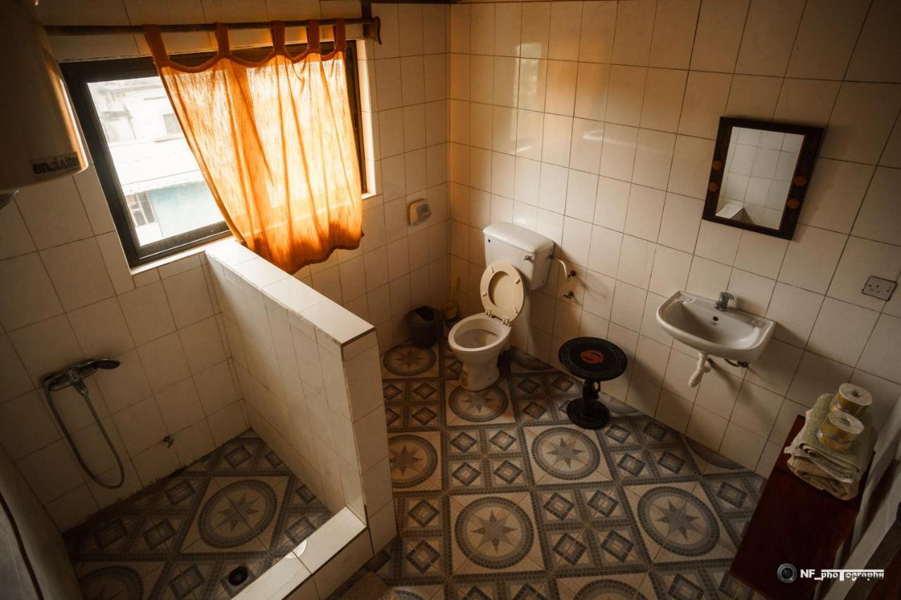 Busua Inn Kültér fotó