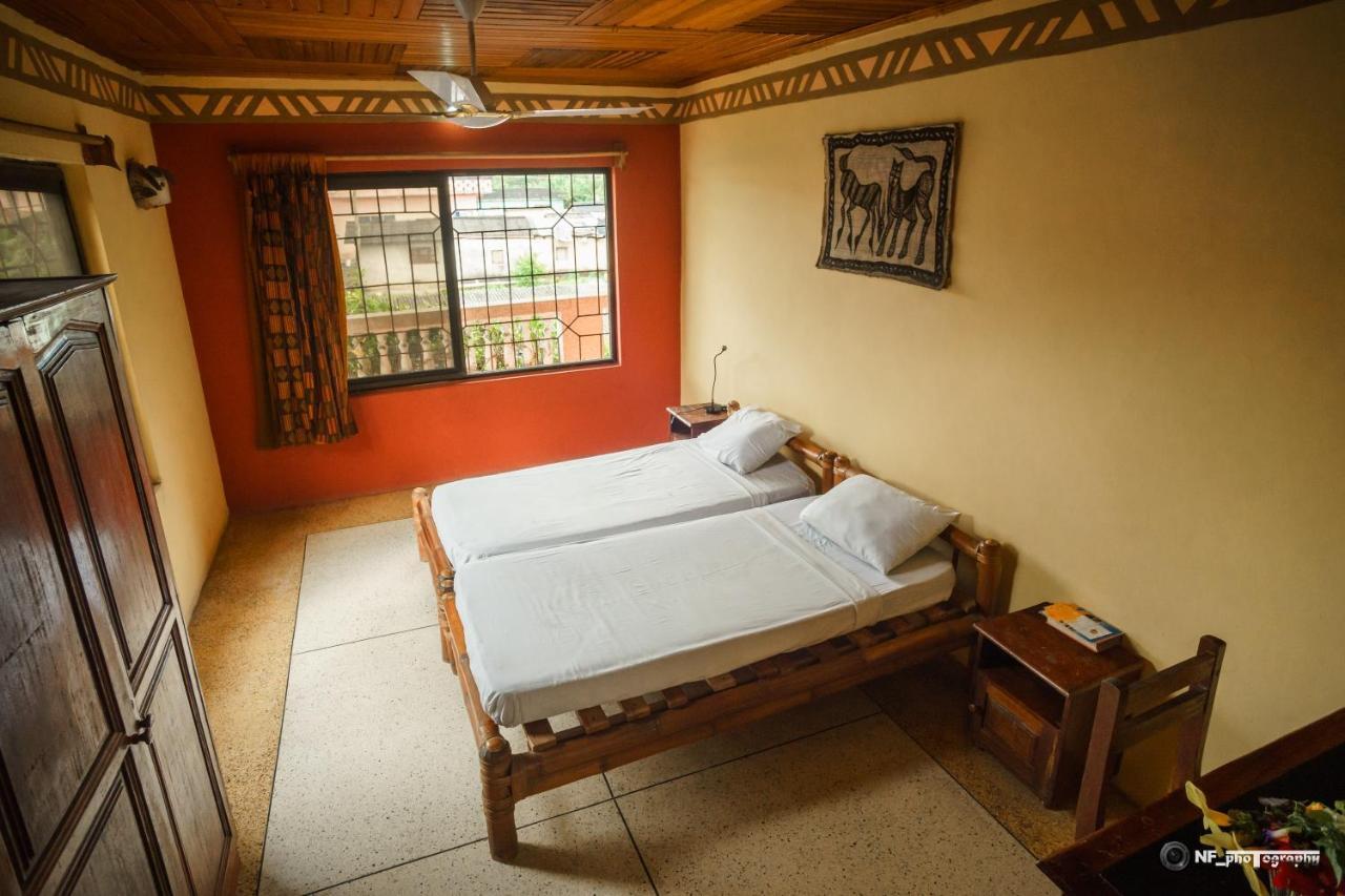 Busua Inn Kültér fotó